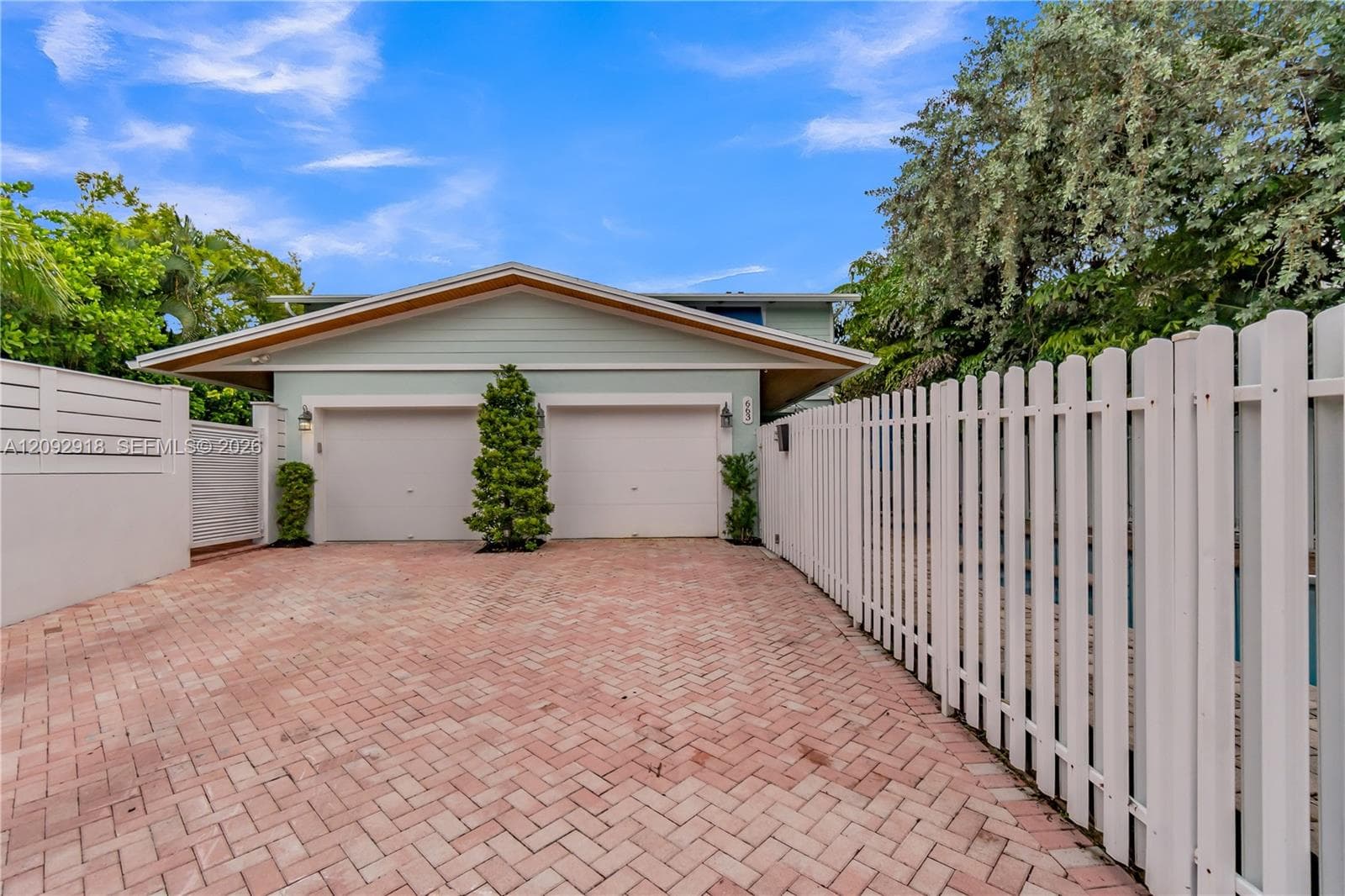 663 Ponce De Leon Dr #2 photo 2