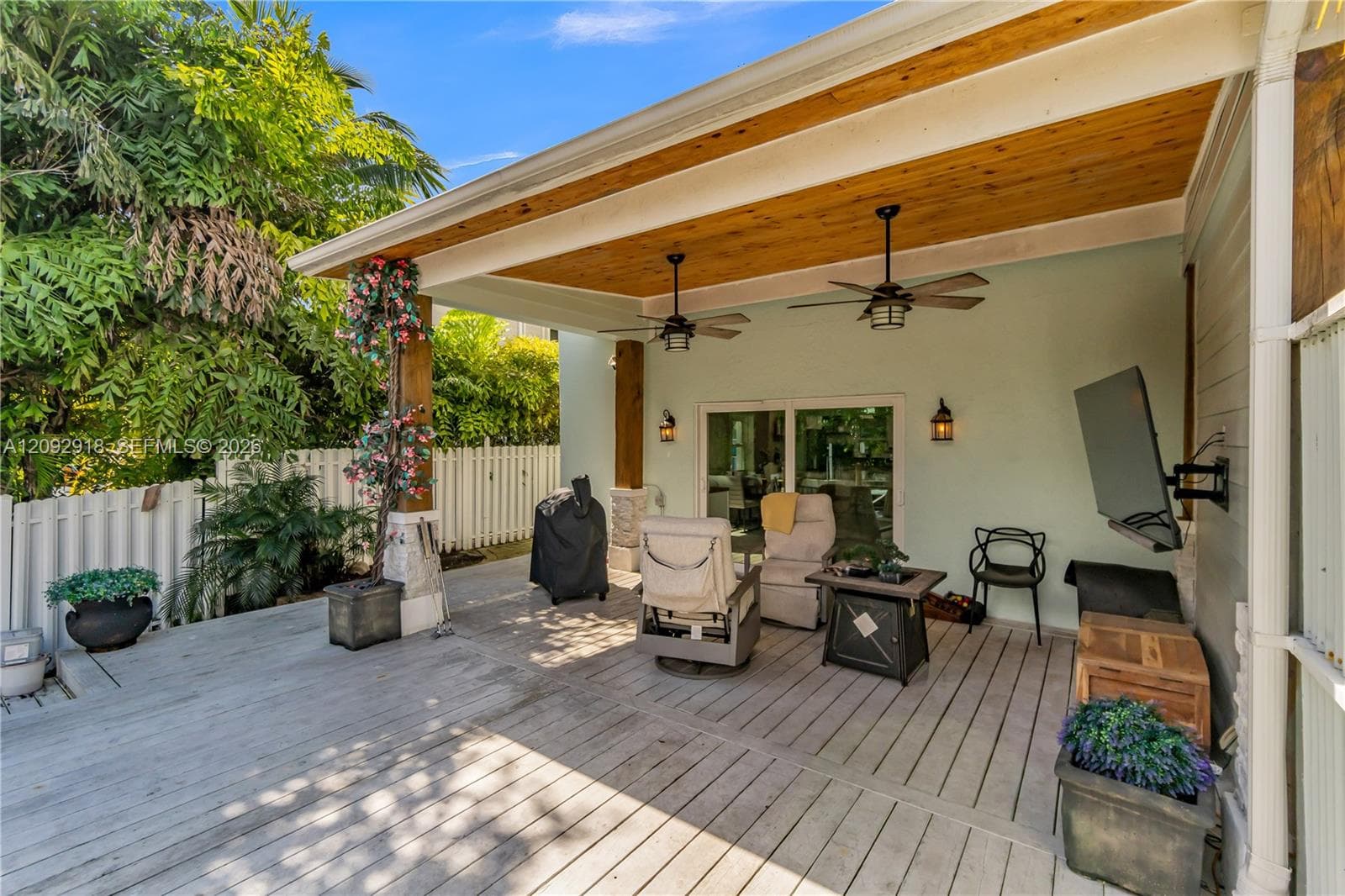 663 Ponce De Leon Dr #2 photo 41
