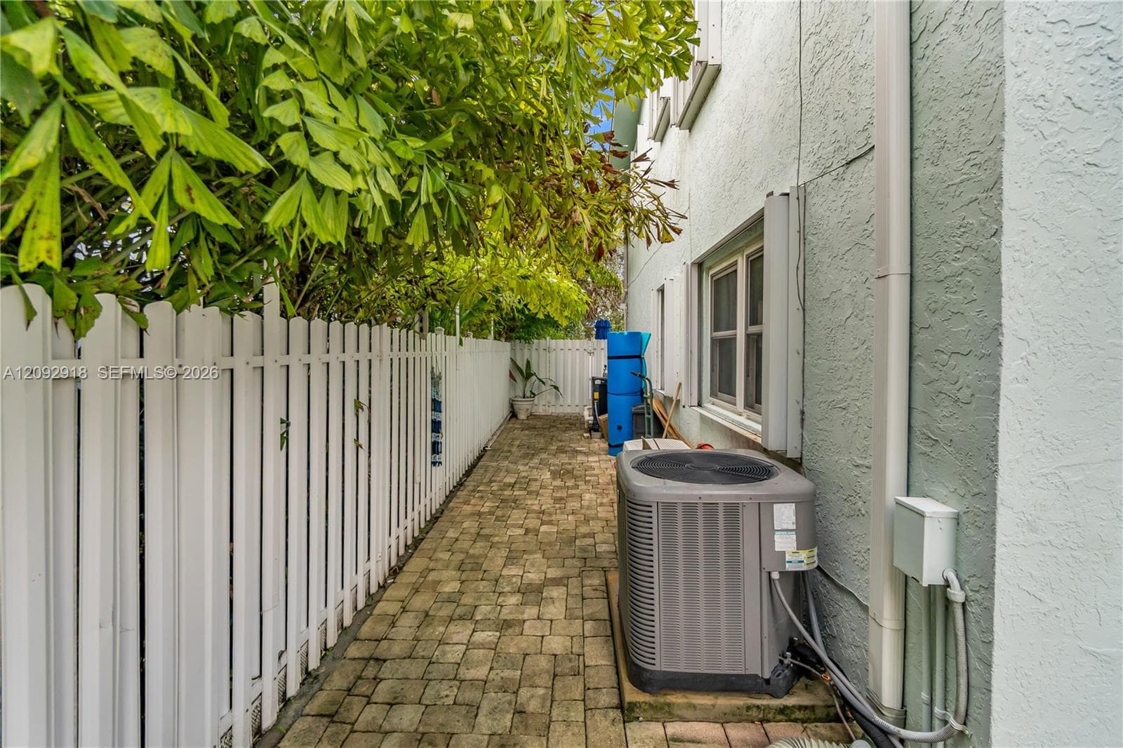 663 Ponce De Leon Dr #2 photo 4
