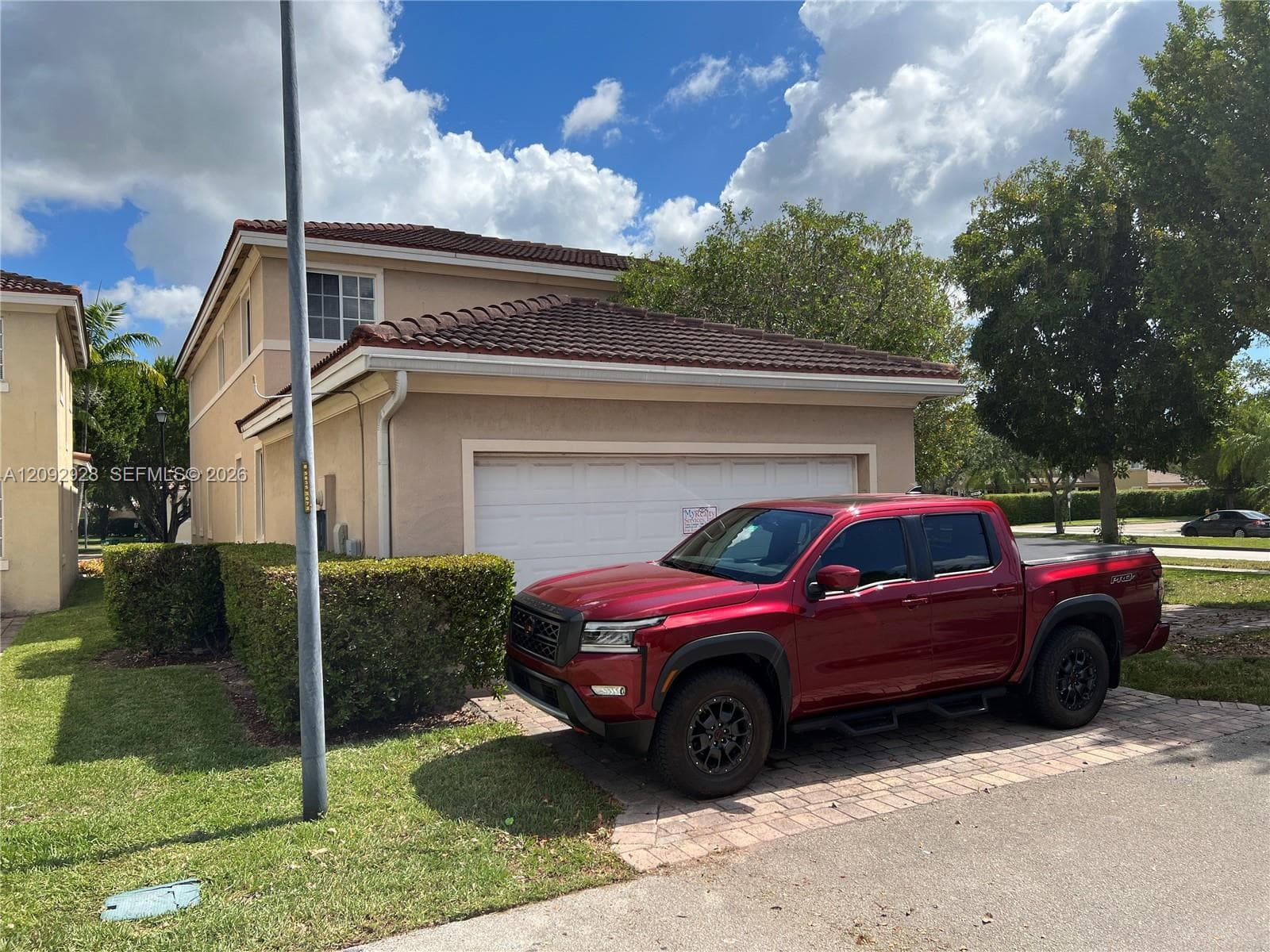 14008 SW 274 TER photo 3