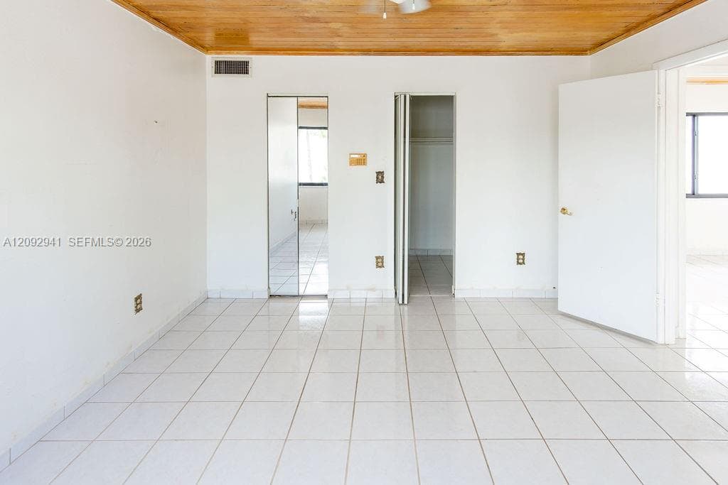 11312 SW 67th Ter photo 15