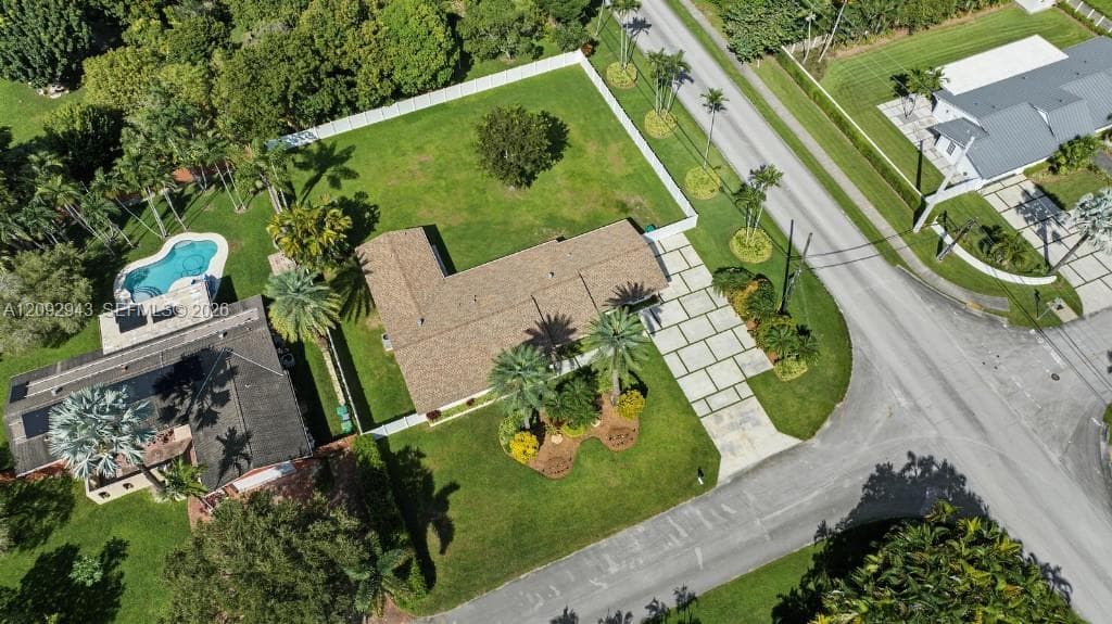 12804 SW 94th Pl photo 3