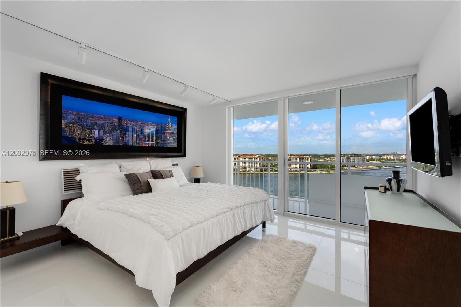 South Pointe Towers · #1805 in Miami Beach - Photo 17