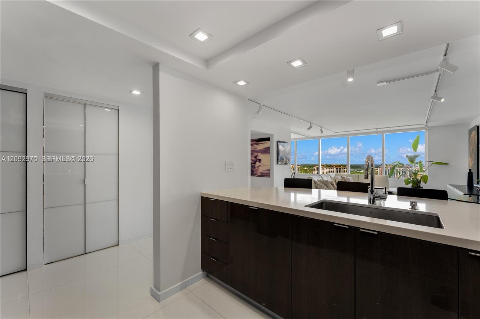 South Pointe Towers · #1805 in Miami Beach - Photo 12
