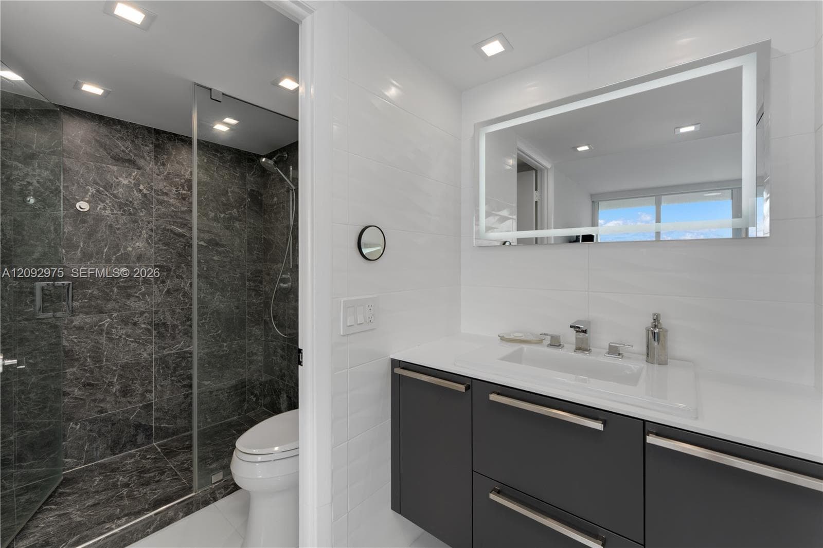 South Pointe Towers · #1805 in Miami Beach - Photo 26