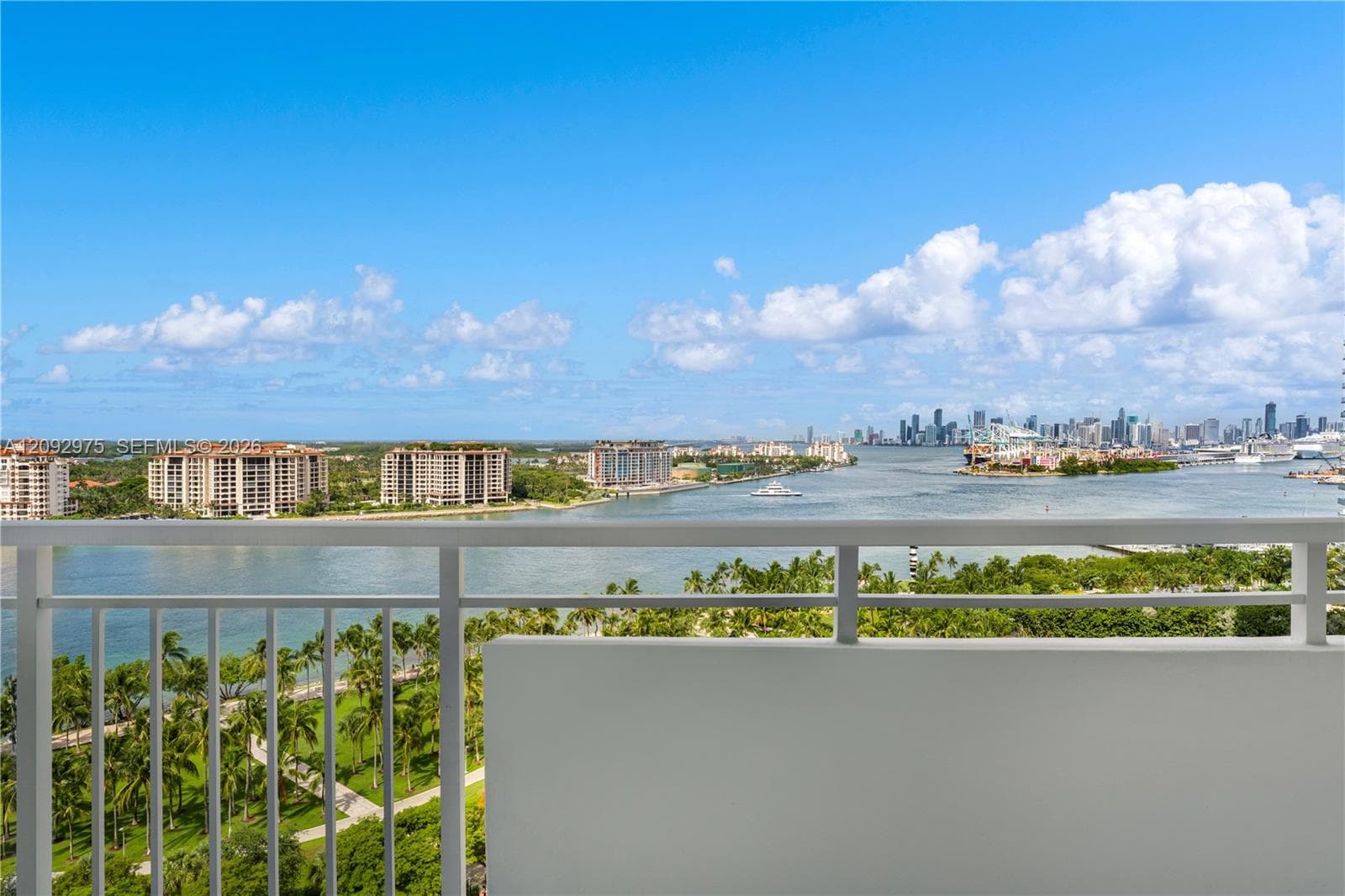 South Pointe Towers · #1805 in Miami Beach - Photo 3