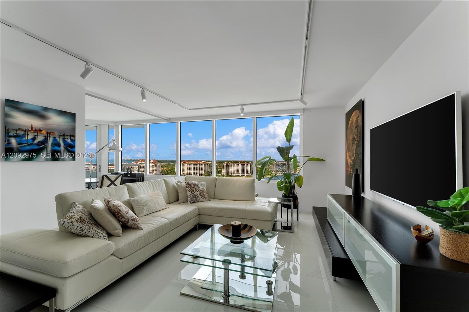 South Pointe Towers · #1805 in Miami Beach - Photo 8