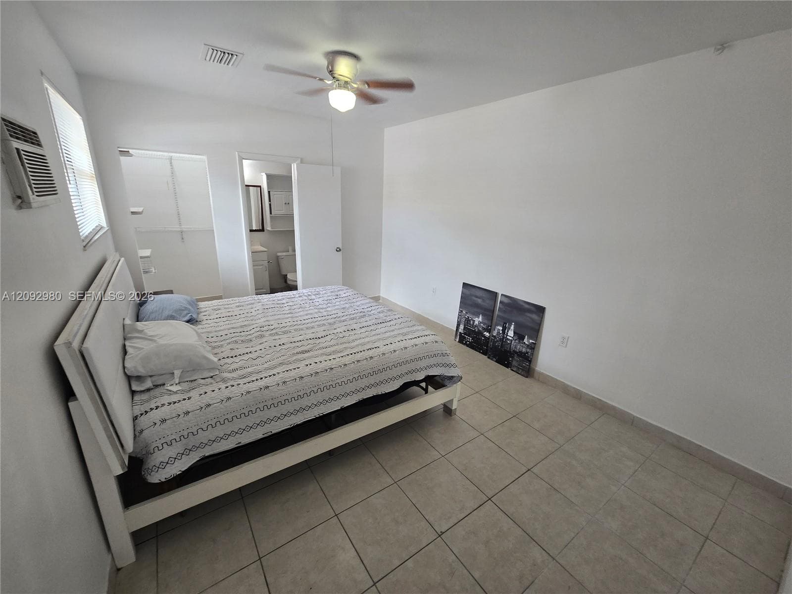 4th bedroom. Ensuite bathroom