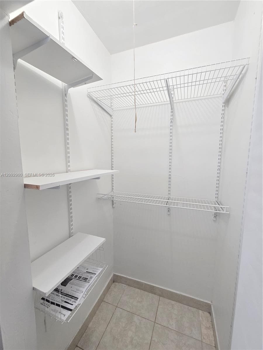 4th bedroom closet