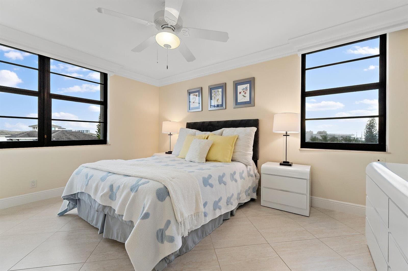 068-911OceanDr-506-JunoBeach-SMALL