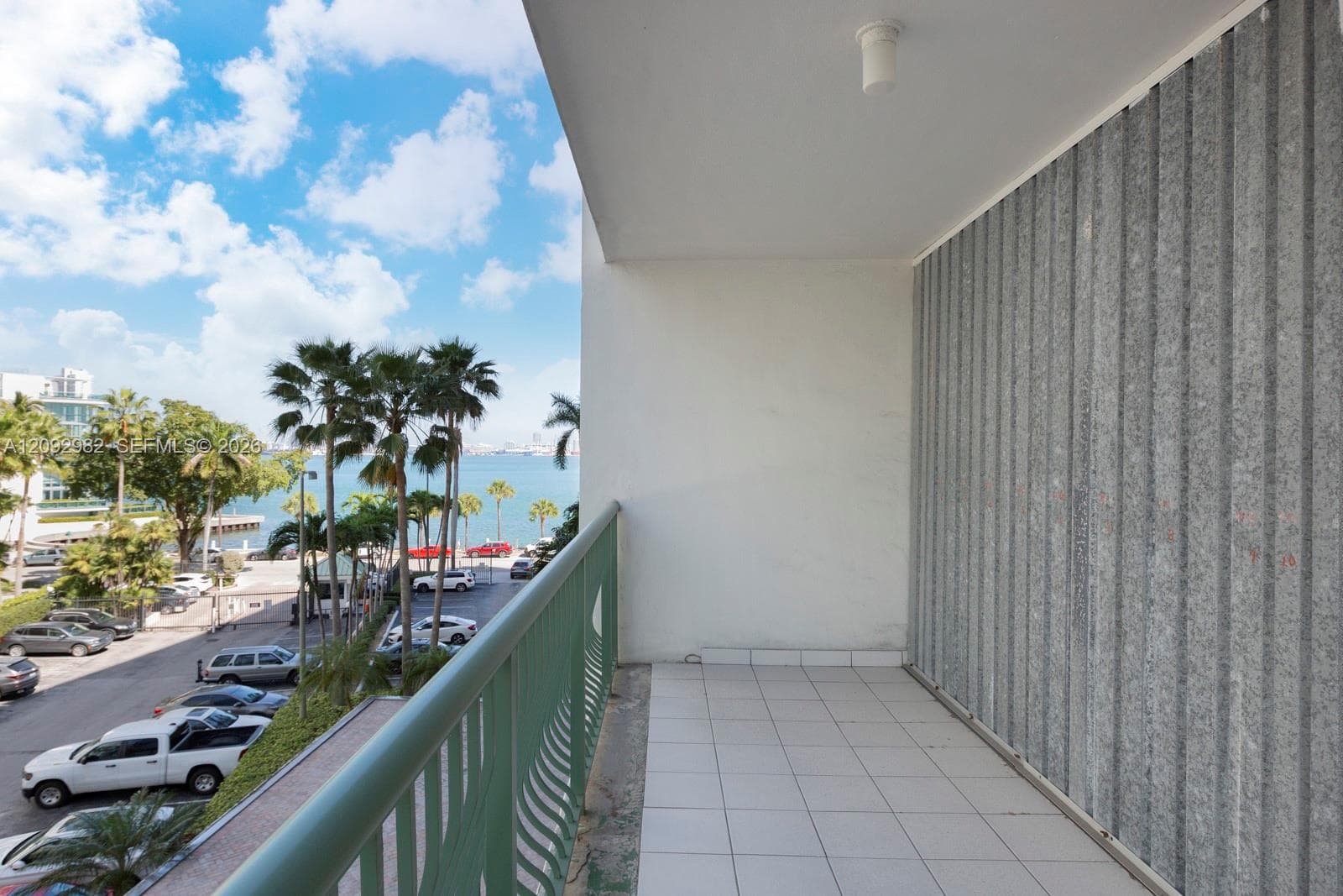 Brickell Bay Tower Condo · #414 in Miami - Photo 6