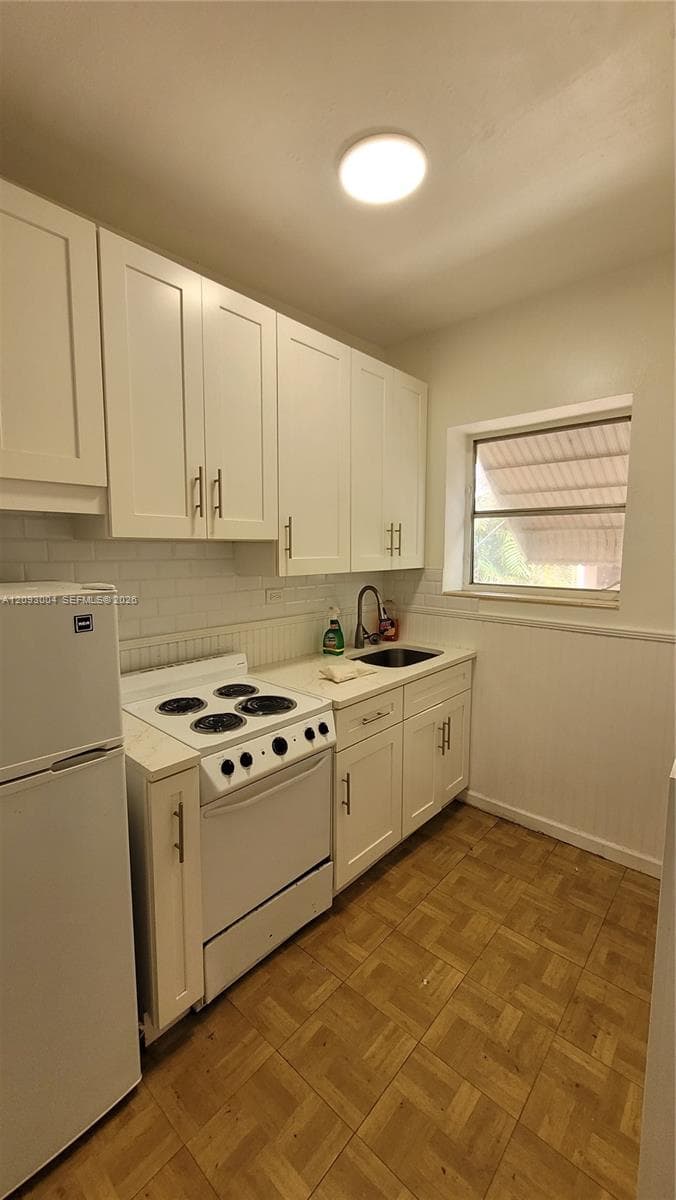 3666 SW 13th Ter photo 29