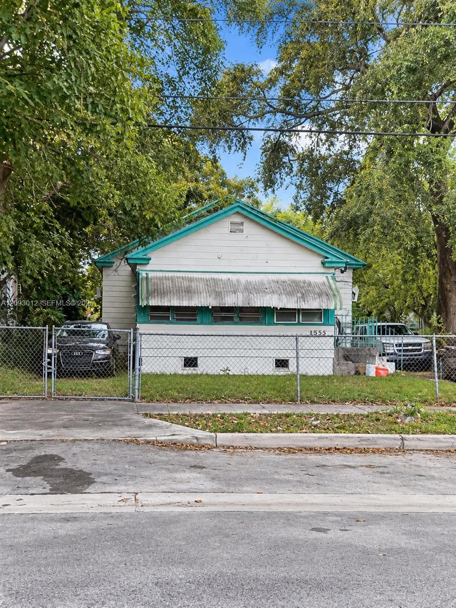 5830 NW 5th Ave photo 10