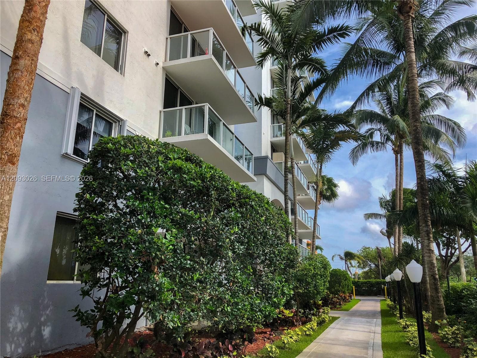 BLUE LAGOON CONDO · #TS-03 in Miami - Photo 34