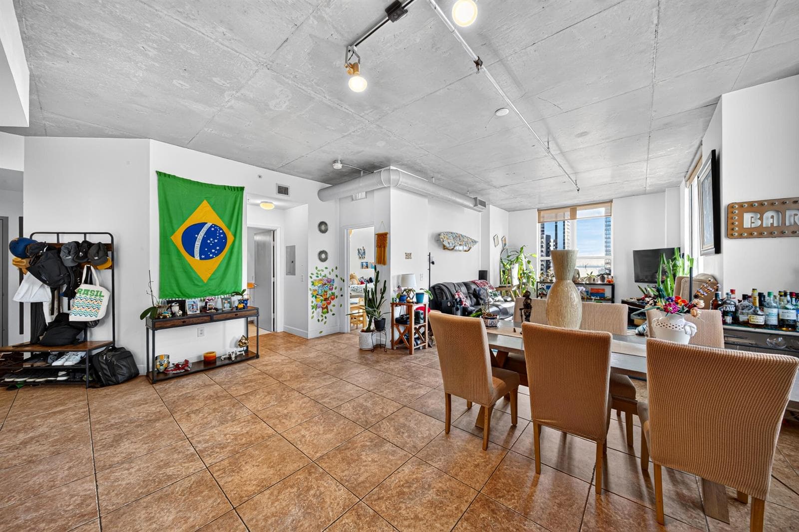 Dining/Living