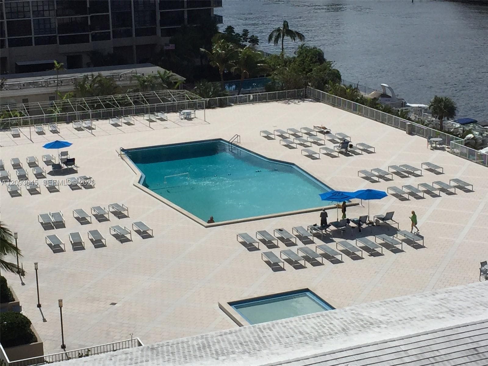 HEMISPHERES CONDO · #17M in Hallandale Beach - Photo 21