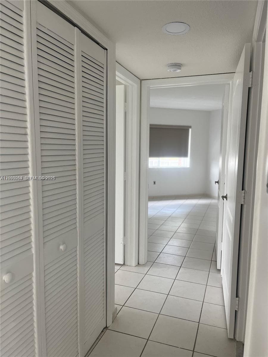 VISTA AL LAGO CONDO · #107 in Miami - Photo 1
