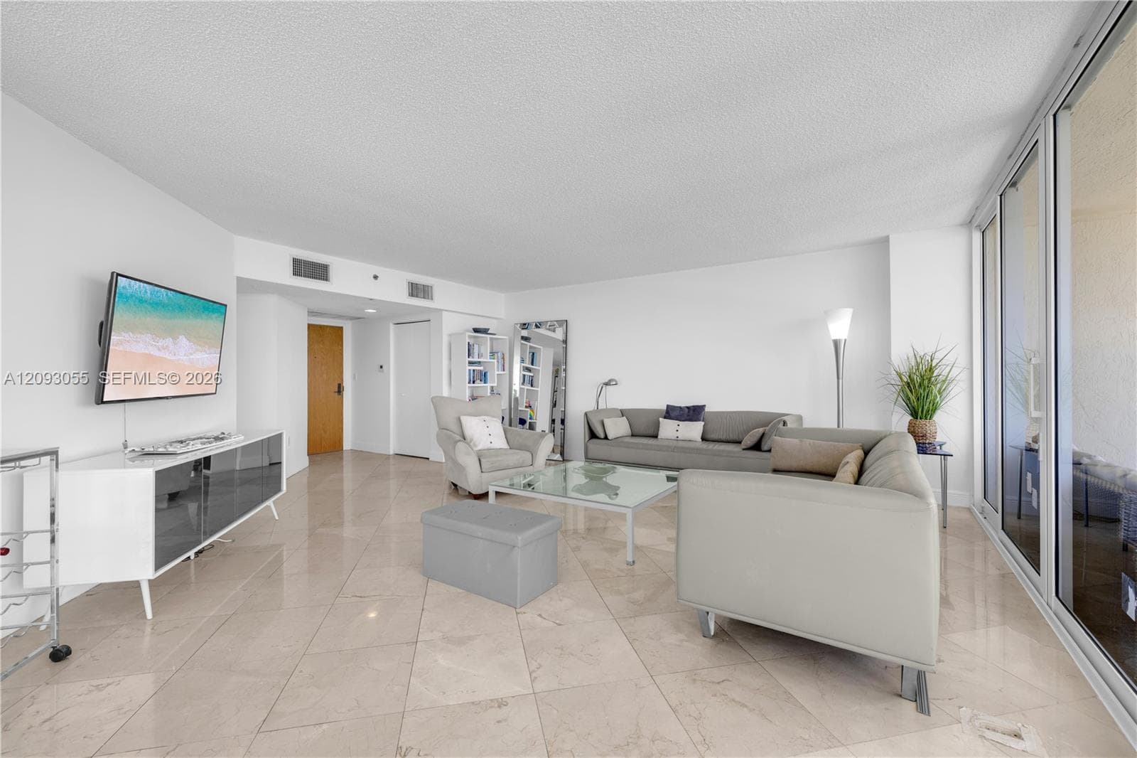 ST TROPEZ OCEAN CONDO · #10-A in Miami Beach - Photo 8