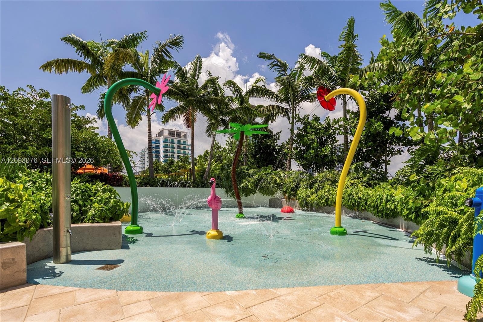 Kids splash pad