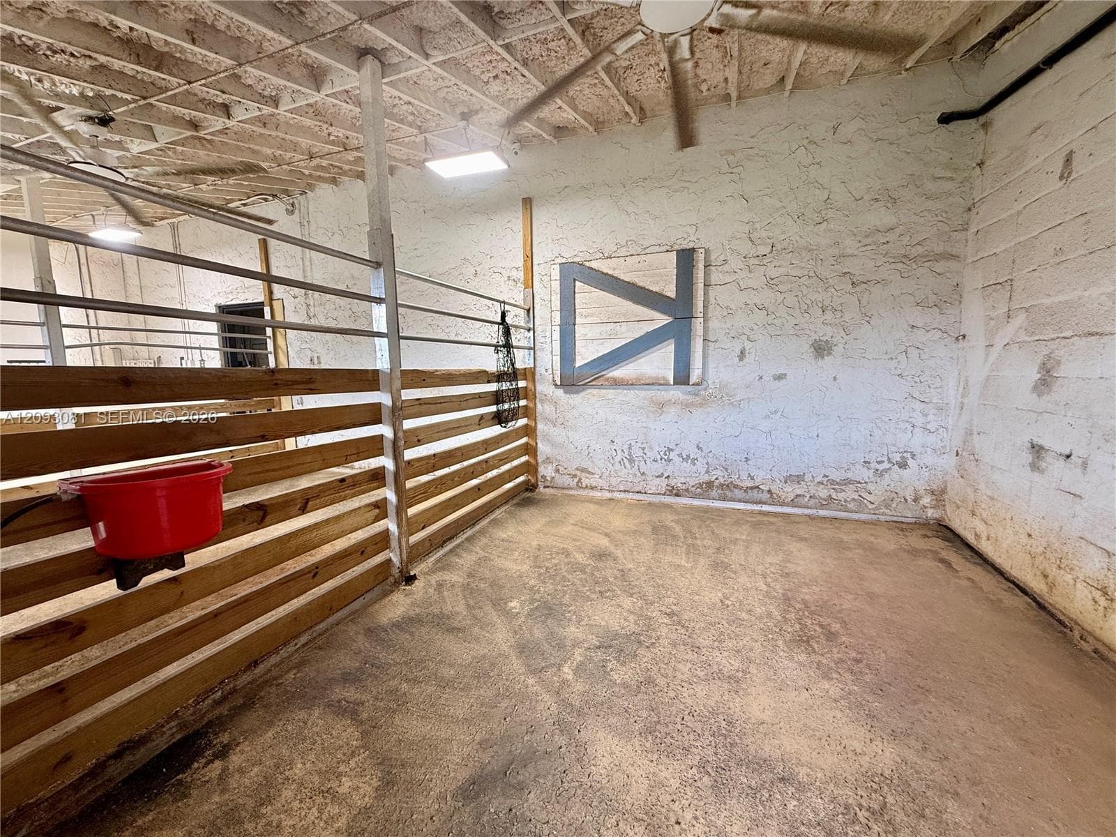 Horse Stall 2