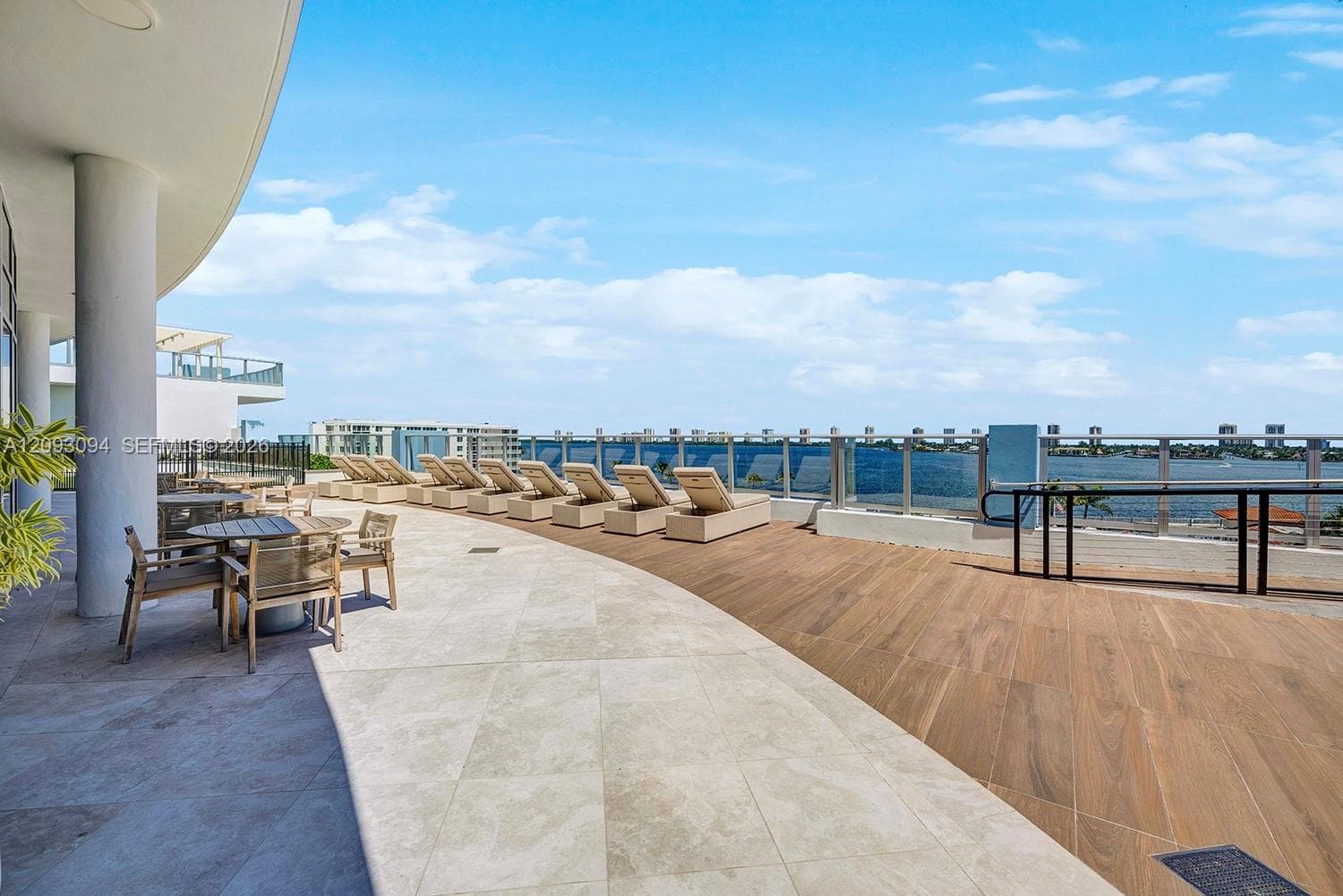 Nautilus 220 · #1512 in West Palm Beach - Photo 23
