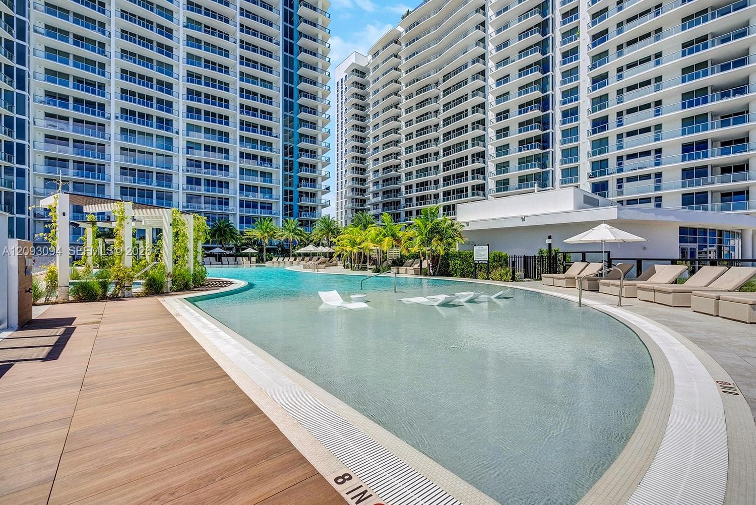 Nautilus 220 · #1512 in West Palm Beach - Photo 27