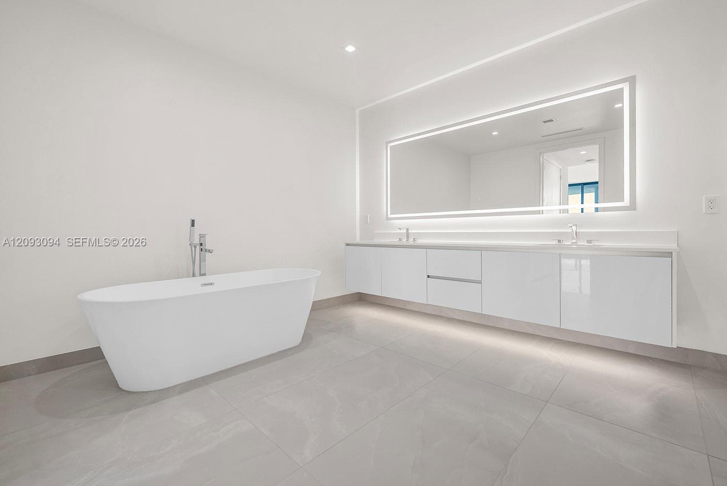 Nautilus 220 · #1512 in West Palm Beach - Photo 67