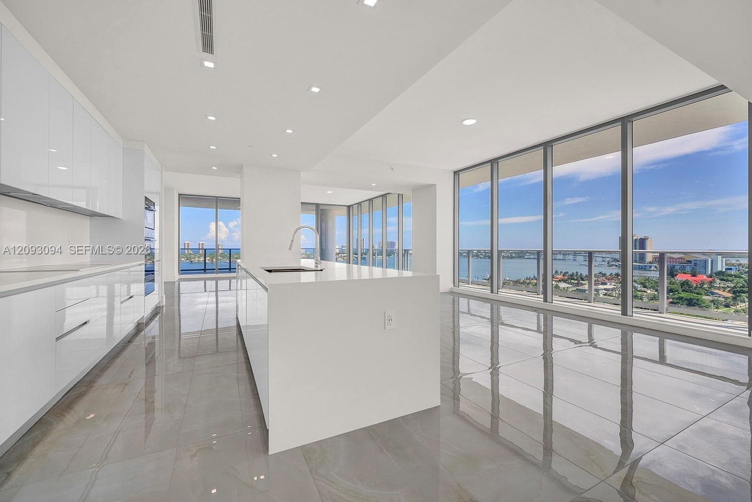 Nautilus 220 · #1512 in West Palm Beach - Photo 54