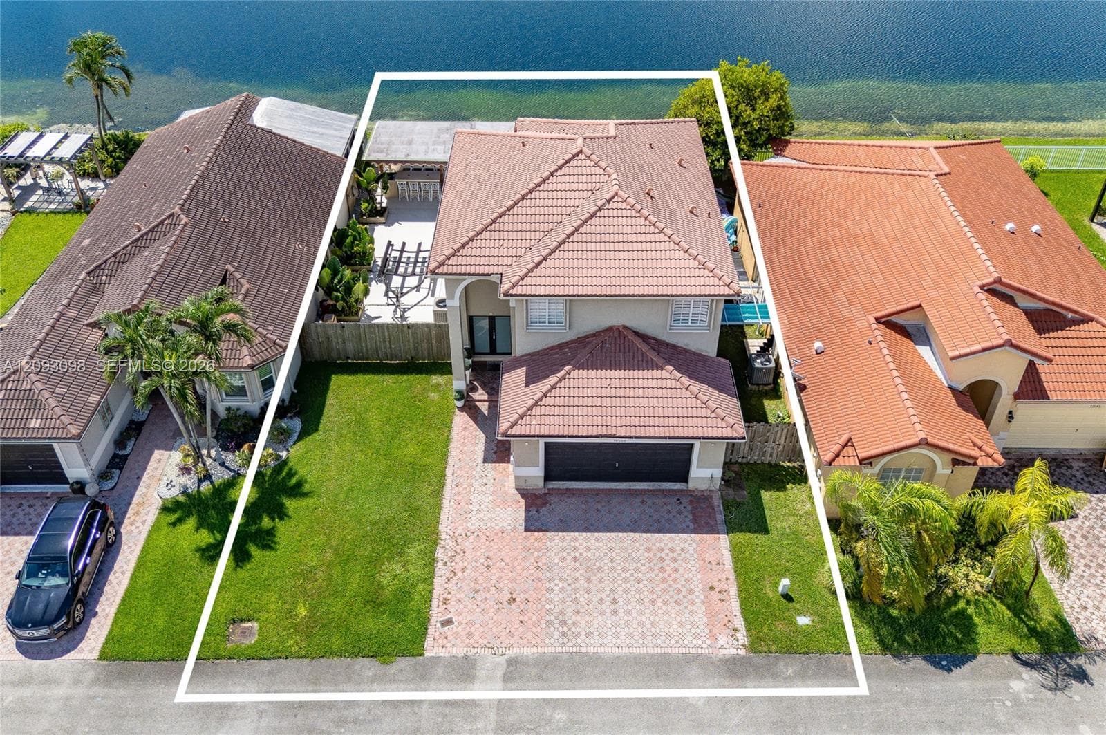 12028 SW 133rd Ter photo 1