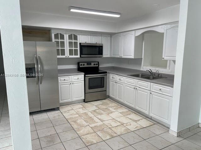 1546 W 77th St #0 photo 3
