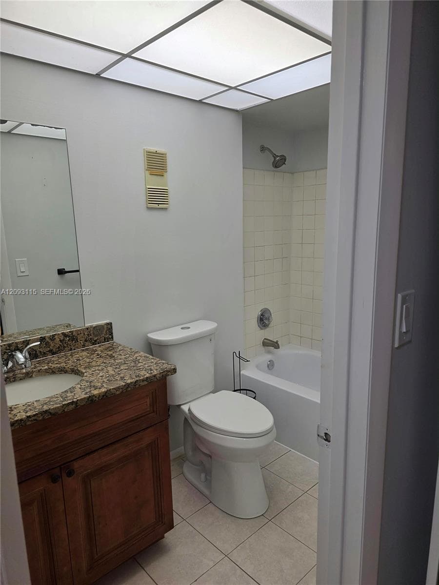 CASA DEL RIO CONDO · #3140 in Boca Raton - Photo 9