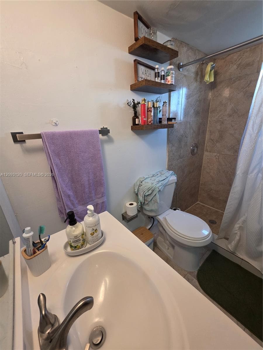 EL PRADO · #102-47 in Hialeah - Photo 7