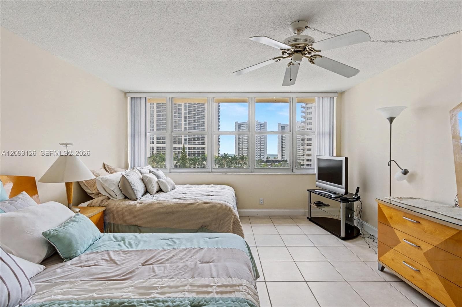 Imperial Towers · #609 in Hallandale Beach - Photo 26