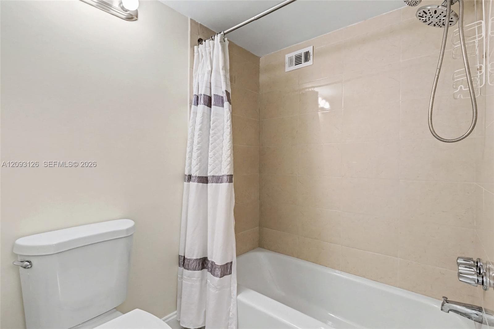 Imperial Towers · #609 in Hallandale Beach - Photo 24