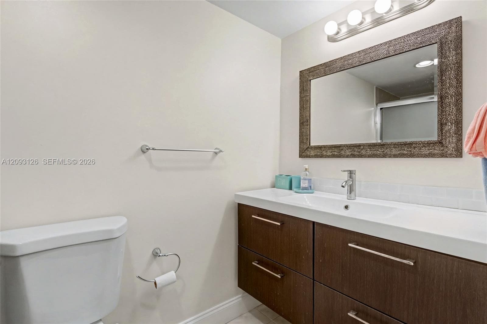 Imperial Towers · #609 in Hallandale Beach - Photo 25