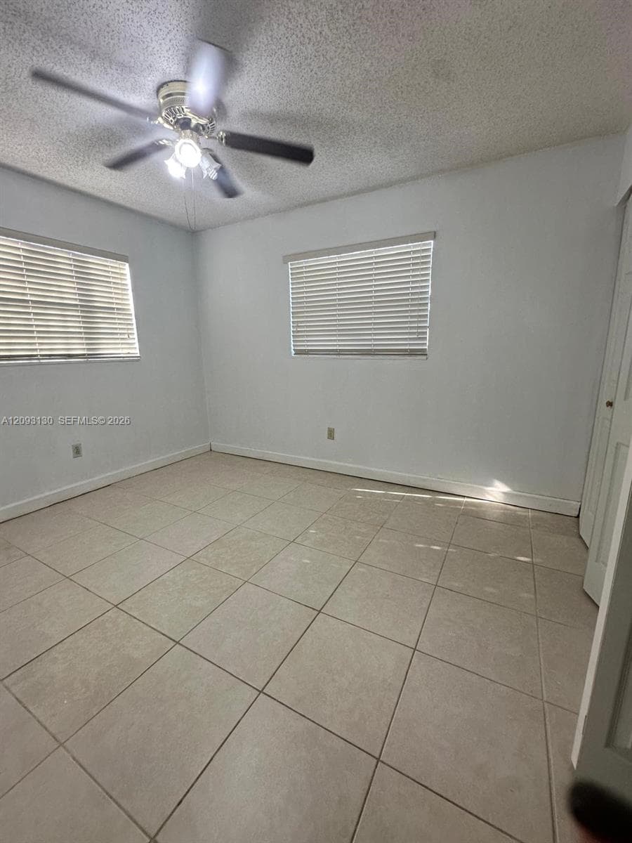 11610 SW 181st St photo 7