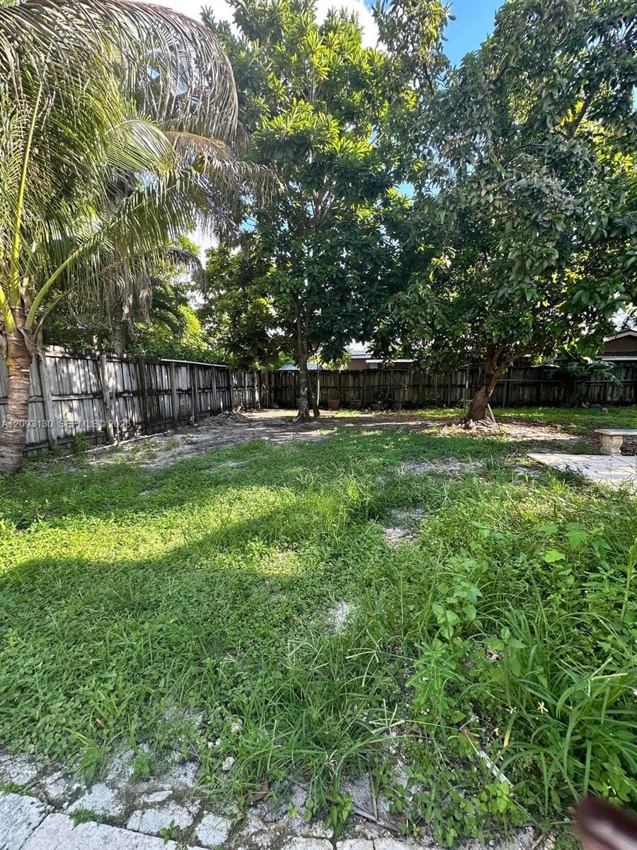 11610 SW 181st St photo 14