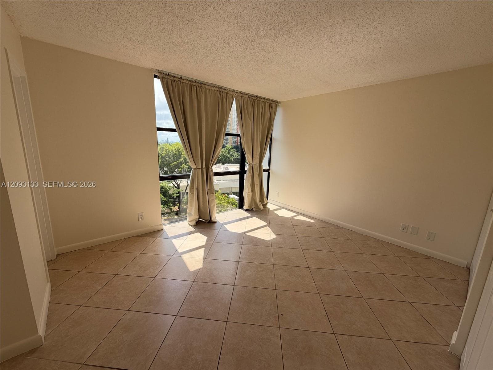 17121 N Bay Rd · #720 in Sunny Isles Beach - Photo 13