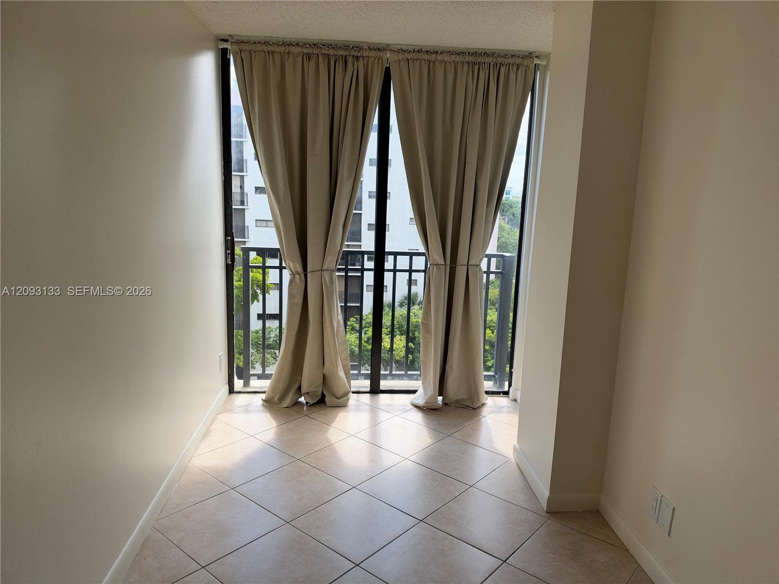 17121 N Bay Rd · #720 in Sunny Isles Beach - Photo 8