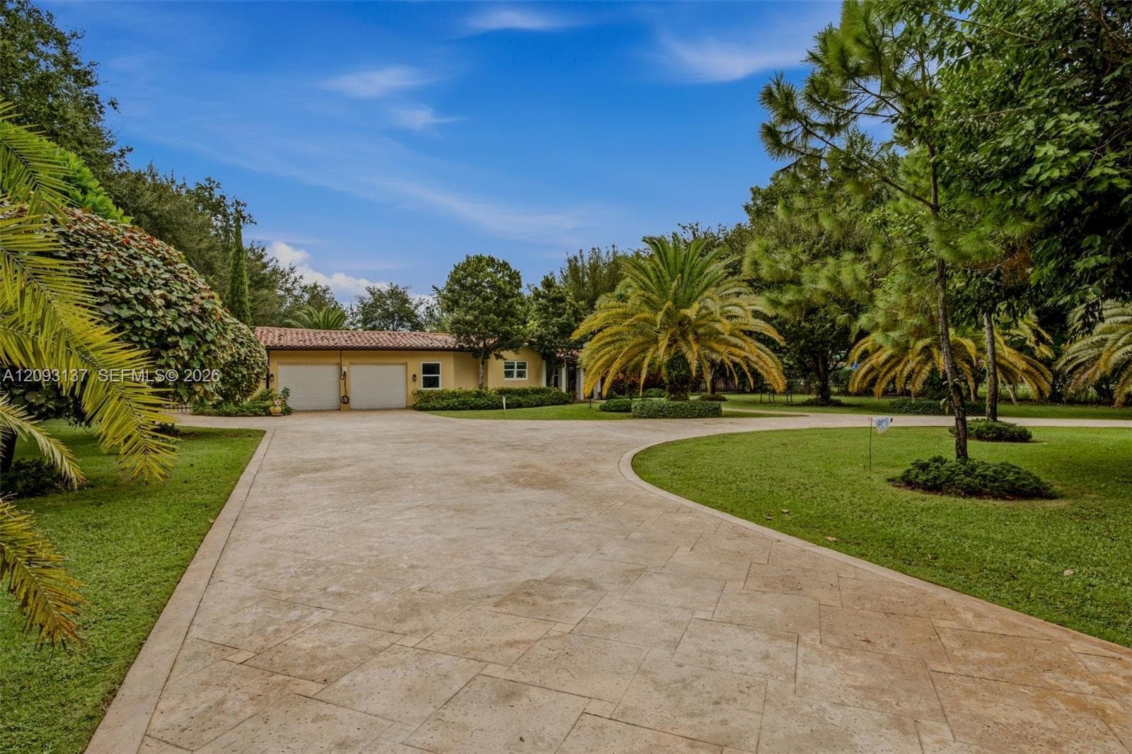 Front Entry / Driveway Approach