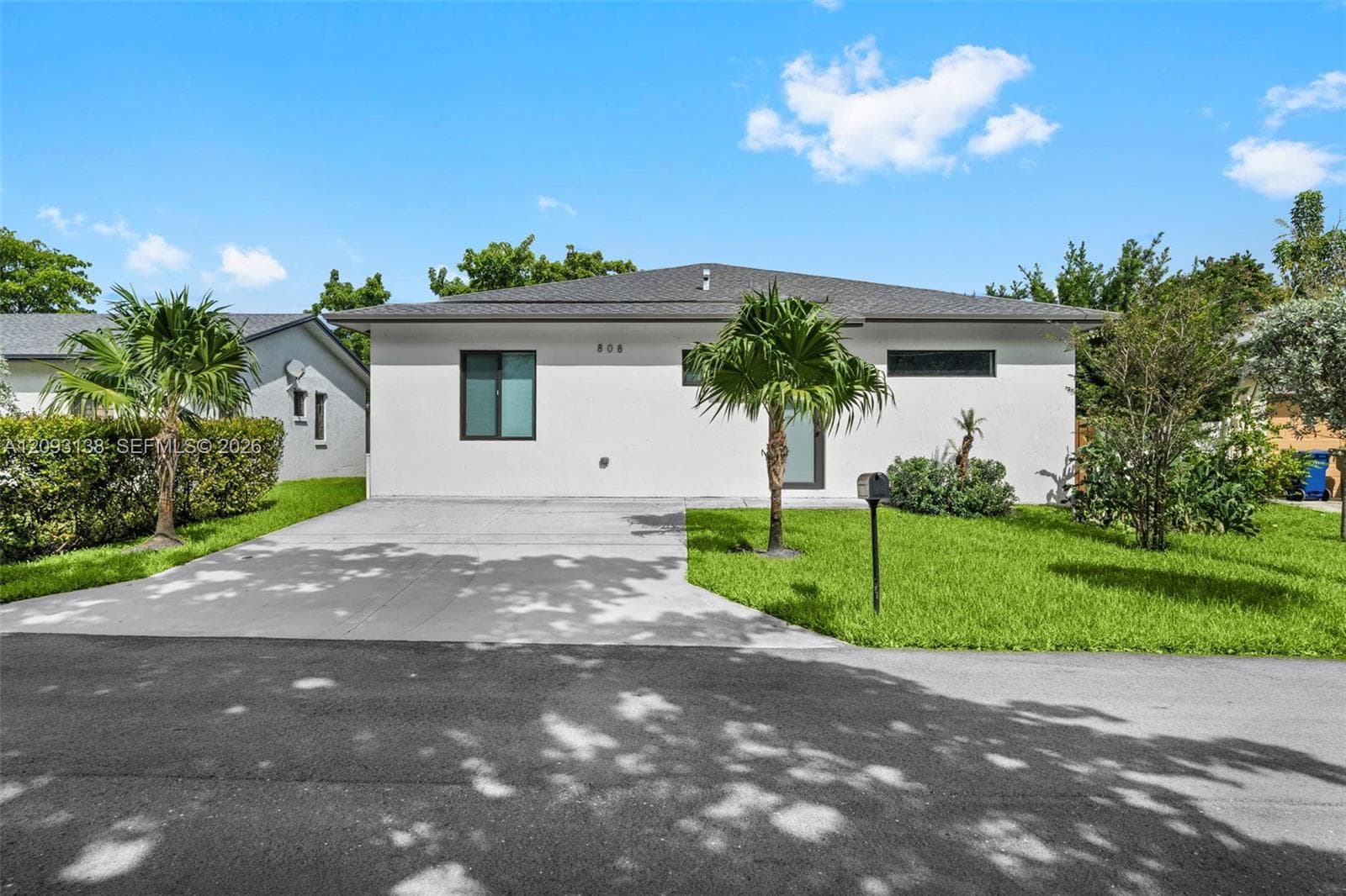 808 NW 5th Ter photo 29