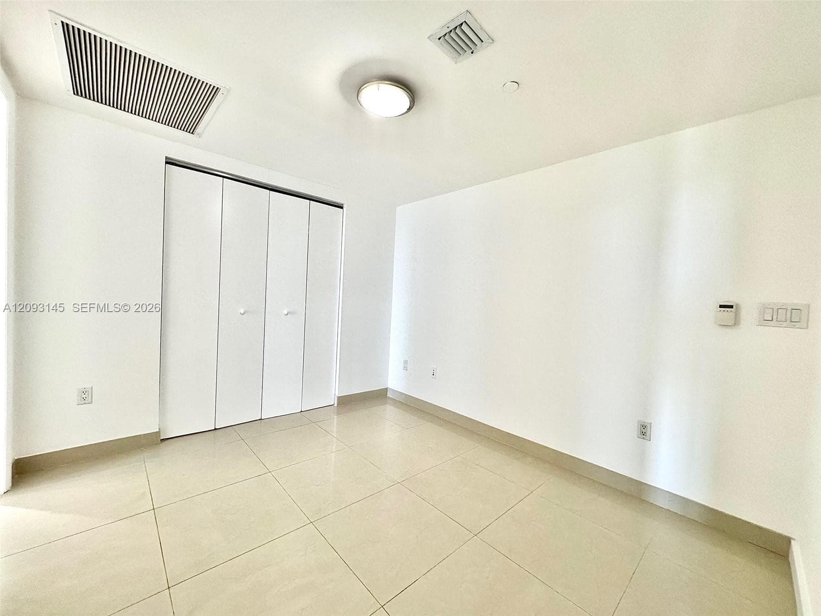 Icon Brickell I · #1809 in Miami - Photo 6