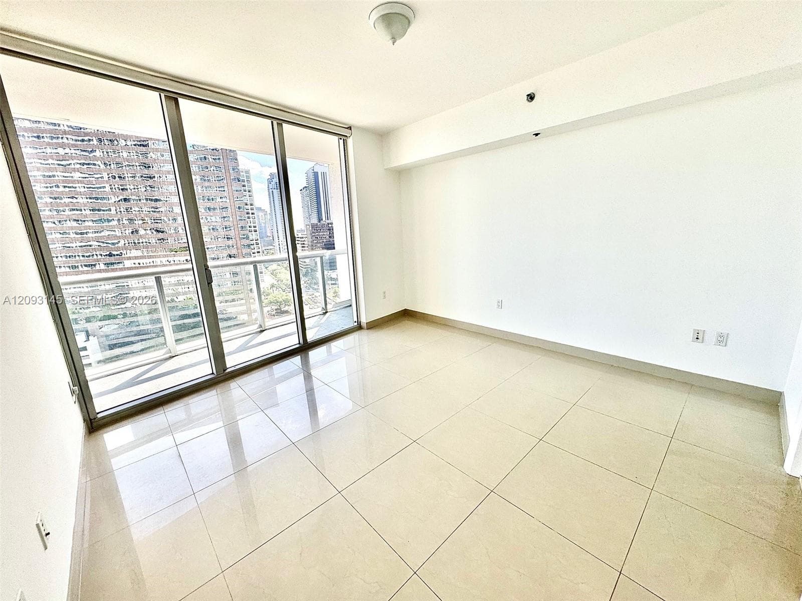 Icon Brickell I · #1809 in Miami - Photo 7