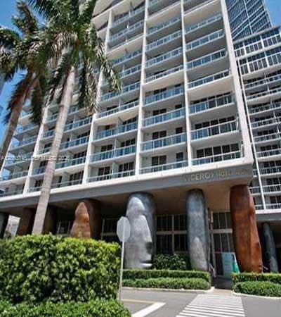 Icon Brickell I · #1809 in Miami - Photo 1