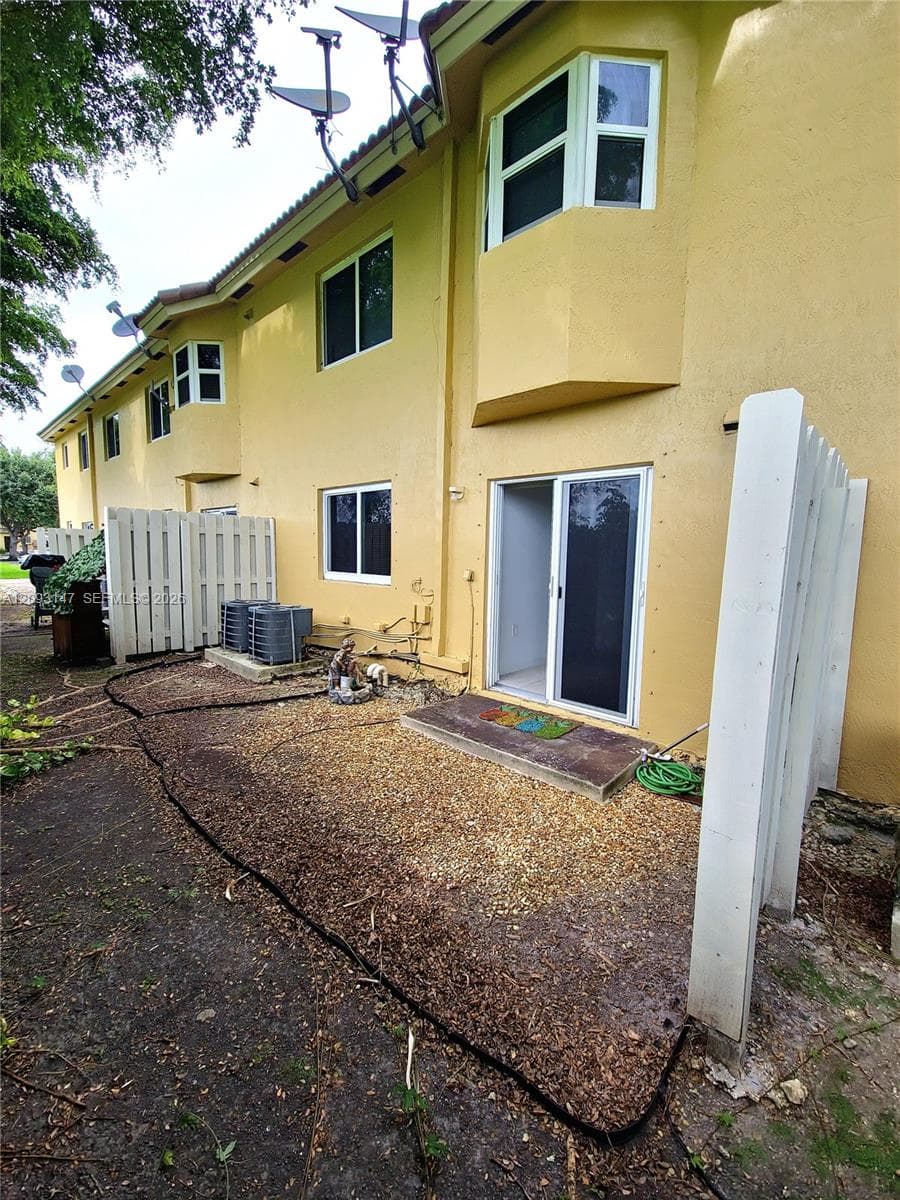 MONTEREY AT MALIBU BAY CO · #102 in Homestead - Photo 10