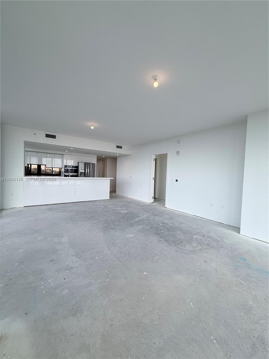 HALLANDALE OASIS WEST TOW · #1901 in Hallandale Beach - Photo 20