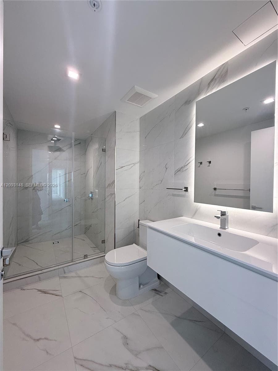 HALLANDALE OASIS WEST TOW · #1901 in Hallandale Beach - Photo 34