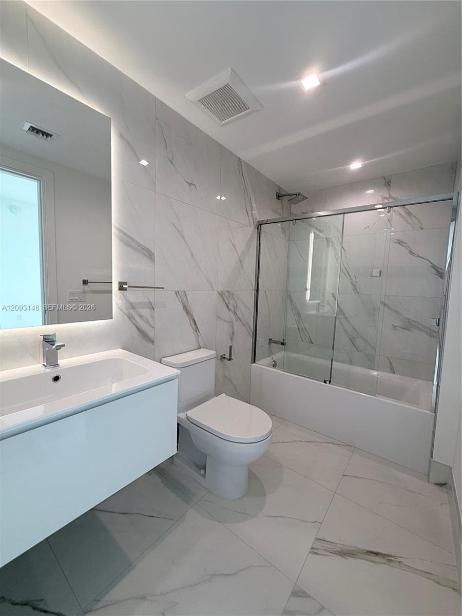 HALLANDALE OASIS WEST TOW · #1901 in Hallandale Beach - Photo 35