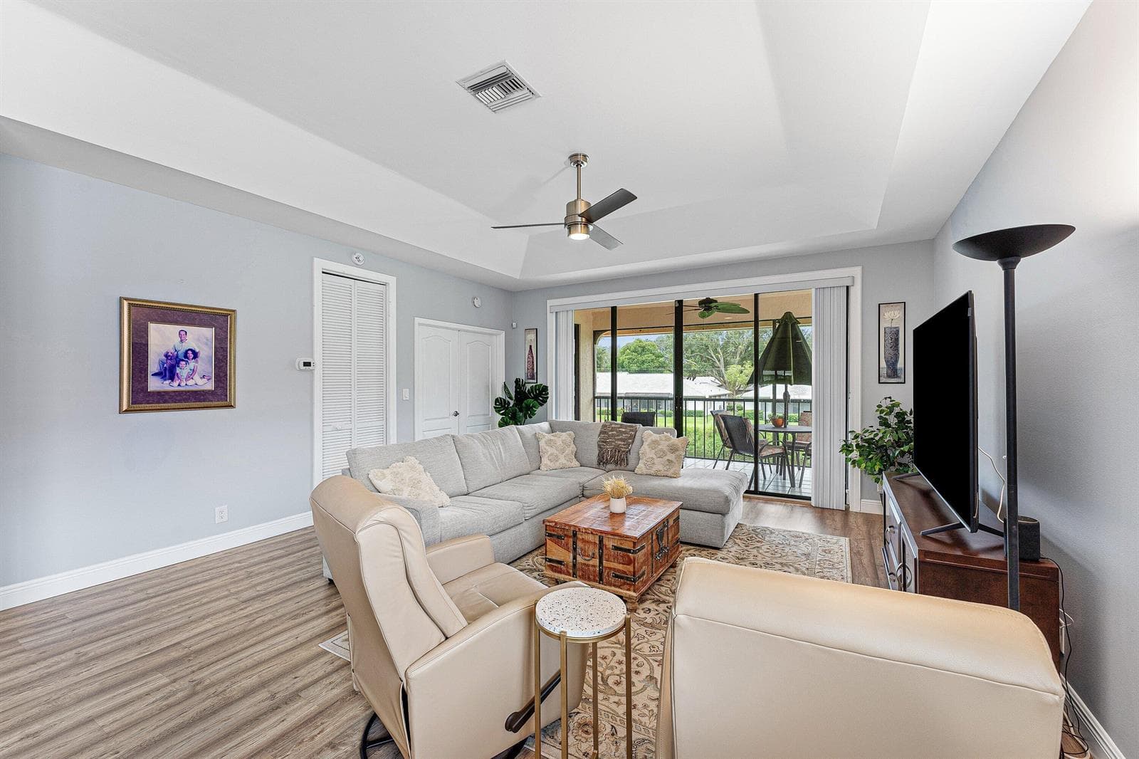 005-8682ViaReale-4-BocaRaton-FL-33496-S