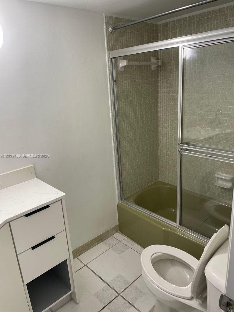 ROLLING GREEN CONDO B · #B118 in Miami - Photo 13